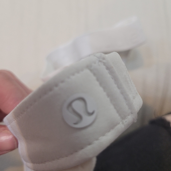 LULULEMON hat in white - Picture 4 of 16